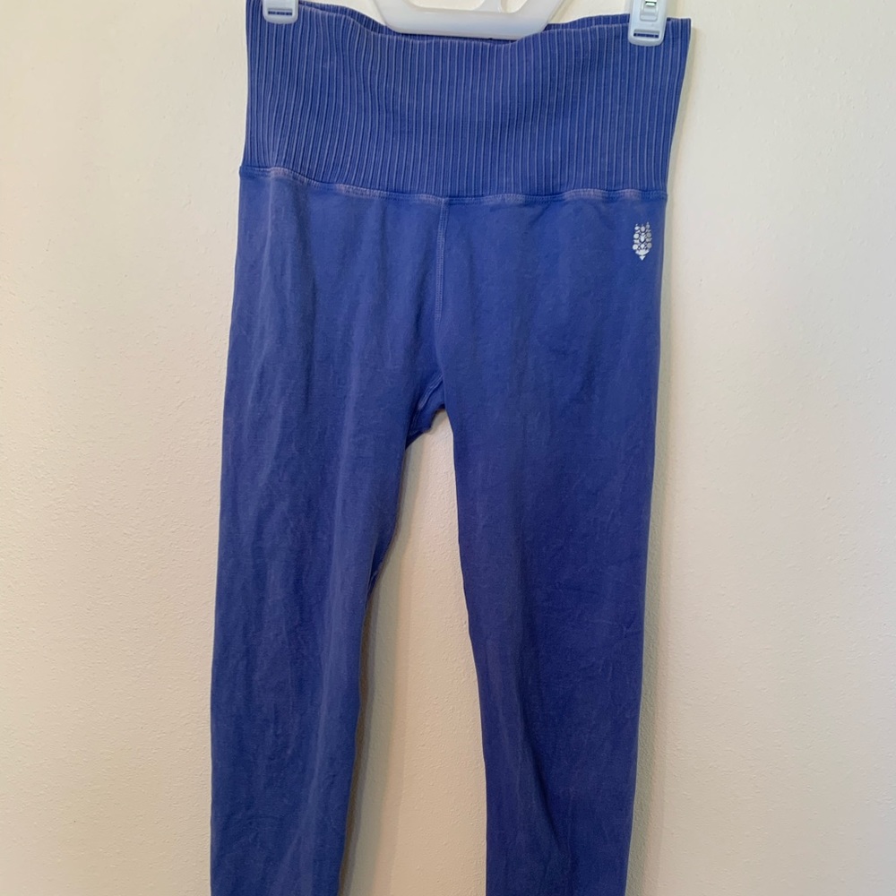Fp movement leggings size M/L. Blue